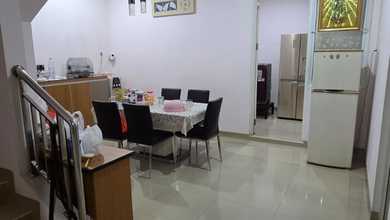 Kesempatan Eksklusif, rumah Mewah di Daan Mogot, Jakarta Barat, LB 216m²