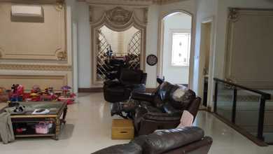 Rumah Mewah di Taman Palem, Jakarta Barat, 6 Kamar Tidur, LT 202m²