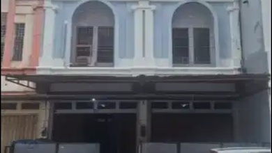 Ruko 3 Lantai Siap Pakai Lokasi Strategis Taman Palem Lestari