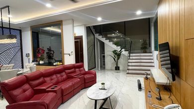 For Sale rumah Premium di Pantai Indah Kapuk, Jakarta Utara - LT 201m²