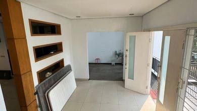 Jual Rumah Cantik Luas 200 m2 di Pantai Indah Kapuk, Jakarta Utara