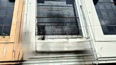 Jual Cepat Ruko Di Bekasi Barat. Sebelah Pintu Tol Bekasi . B U .