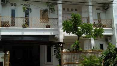 Promo Rumah di Kelapa Dua, Tangerang, LB 300m², Harga 2,4 Miliar