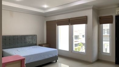 Rumah Mewah di Kawasan Pluit, Jakarta Utara, LB 568m², Harga 5,5 Miliar