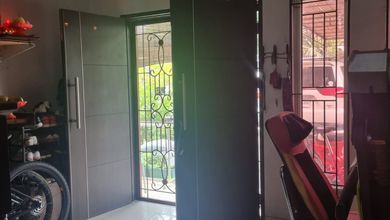 Rumah Mewah di Angke, Jakarta Barat, 4 KT, LT 168m²