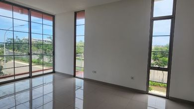 Rumah Area Luxury Pantai Indah Kapuk 2, Jakarta Utara - Harga Menarik 5 Miliar