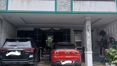 Promo Rumah di Kota Wisata, Jakarta Timur, LB 220m², Harga 1,9 Miliar