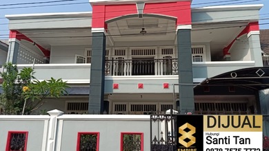 Rumah Elegan di Kebon Jeruk, Jakarta Barat, 4 KT, LT 218m²