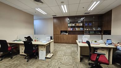 Office Sahid Sudirman Luas 274 m2 Dijual Cepat