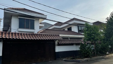Dijual rumah Mewah di Rawamangun, Jakarta Timur - LT 513m²