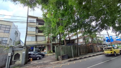Kost 123 Kamar Di Pinggir Jalan Raya Kemanggisan
