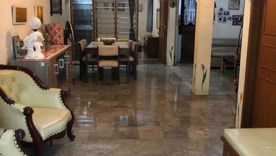 Rumah Elite di Kawasan Intercon, Jakarta Barat, LB 117m², Harga 3 Miliar