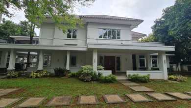 Hunian Mewah di Menteng, Jakarta Pusat, 5 KT, LT 1224m²