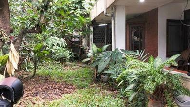 Penawaran Eksklusif, rumah Mewah di Kebayoran Lama, Jakarta Selatan, LB 400m²