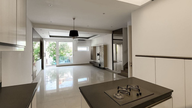 Hunian Mewah di Kawasan Pantai Indah Kapuk, Jakarta Utara, LB 250m², Harga 4,8 Miliar