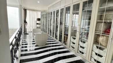 Rumah Mewah di Penjaringan, Jakarta Utara, 4 Kamar Tidur, LT 240m²