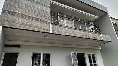 Rumah Premium di Taman Grisenda, Jakarta Utara, Luas 300 m2