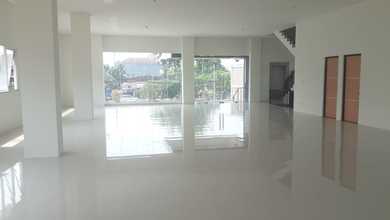 dijual Gedung Kantor 4 lantai siap huni di Jakarta Timur