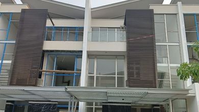 Dijual rumah Premium di Golf Island, Jakarta Utara - LT 200m²