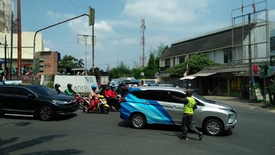 Sewa Tanah Per Tahun LT 1539 m2 Daerah Lebak Bulus, Jakarta Selatan