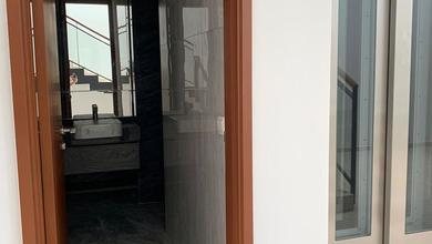 Rumah Area Premium BSD, Tangerang Selatan - Harga Menarik 34 Miliar