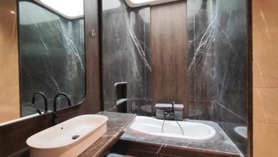 Penawaran Eksklusif, rumah Prestisius di Permata Buana, Jakarta Barat, LB 800m²