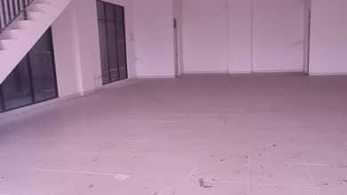 Rukan Ebony Batavia Simpang empat gandeng 2 cocok digunakan untuk berbagai macam usaha
