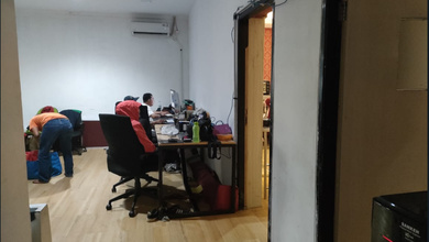 Gedung perkantoran 6 lantai dekat Mall Grand Indonesia berlokasi strategis