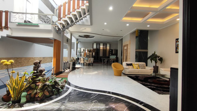 For Sale rumah Eksklusif di Permata Buana, Jakarta Barat - LT 300m²