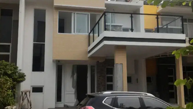Rumah Modern area Cengkareng, Jakarta Barat, Luas 208 m2