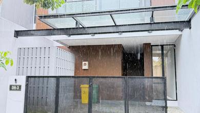 For Sale rumah Mewah di Lebak Bulus, Jakarta Selatan - LT 189m²