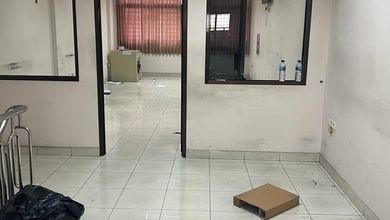 Ruko di Jalan ternate Jakarta pusat ROXY