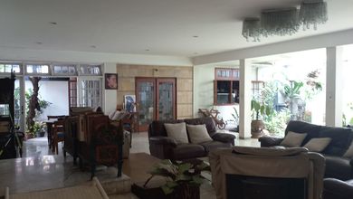 Rumah Premium di Salemba, Jakarta Pusat, LT 620 m2