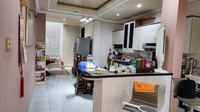 Rumah Modern di Pluit, Jakarta Utara, Luas 250 m2