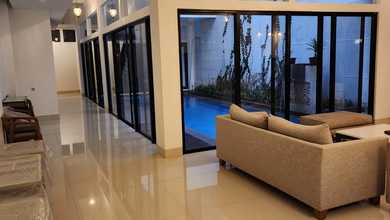 Disewakan Rumah Siap Huni di Menteng, Jakarta Pusat, LT 340m²