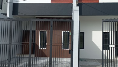 Rumah Siap Pakai di Area Meruya, Jakarta Barat, LT 125m²
