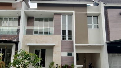 Kesempatan Langka, rumah Mewah di Pagedangan, Tangerang, LB 175m²