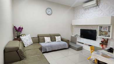 Jual Rumah Siap Tinggal di Green Lake City, Jakarta Barat, LT 180 m2