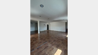 Disewakan Ruko 4 lt di Pinggir Jl Raya, Taman Palem Lestari, Jakarta Barat