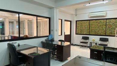 Rumah Mewah di Kawasan Tamansari, Jakarta Barat, LB 1350m², Harga 9,8 Miliar