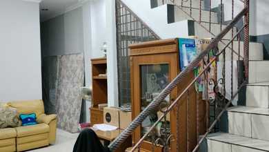 Turun Harga! Dijual BU Ruko Bagus 3 lt Cengkareng, Sumur Bor