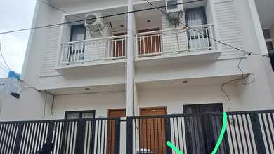 Dijual Rumah Nyaman di Grogol, Jakarta Barat - LT 39m²