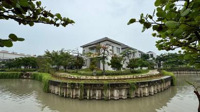 Penawaran Eksklusif, rumah Prestisius di Golf Island, Jakarta Utara, LB 447m²