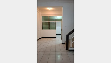 Dijual/Sewa Ruko Hadap Jalan Raya Green Garden, Jakarta Barat