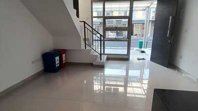 Rumah Dijual di Pantai Indah Kapuk 2, Jakarta Utara, LB 62m², Harga Kompetitif!