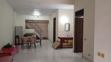 Properti Siap Pakai di Area Semanan, Jakarta Barat, LT 126m²