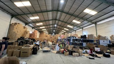 Di Jual Cepat Gudang Hook Murah, Sentra Kosambi, Dadap, Tangerang