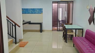 Rumah Minimalis Disewakan di Green Lake City, Jakarta Barat, Harga Ekonomis