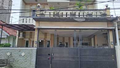 Penawaran Langka, rumah Prestisius di Galaxy, Bekasi, LB 260m²