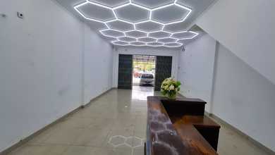 Ruko 3 Lantai Siap Pakai Langsung Usaha Luas Tanah 72m Bagus Lokasi Bagus Jalan Utama Lokasi Ramai Cocok Untuk Kantor Atau Usaha SHM di Harapan Indah, Bekasi Utara